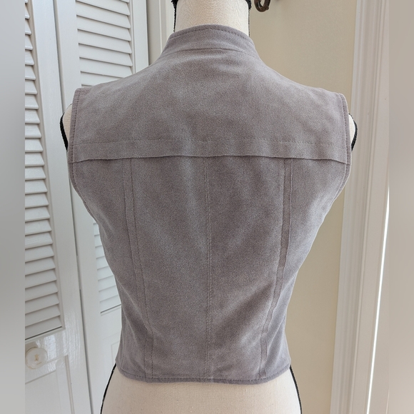 BCBGMAXAZRIA Damien Moss Gray Faux Suede Vest, Small - Picture 3 of 9